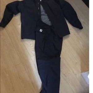 Footjoy (rain suit for golf)